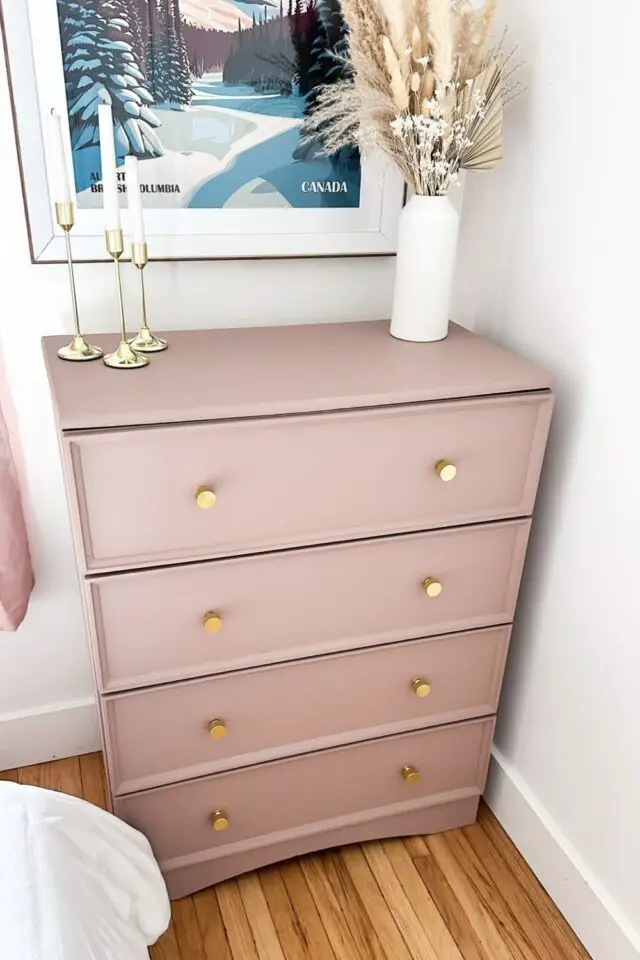 relooking commode chambre adulte peinture rose bouton de tiroir couleur laiton douceur et féminité relooking commode chambre adulte peinture rose bouton de tiroir couleur laiton douceur et féminité