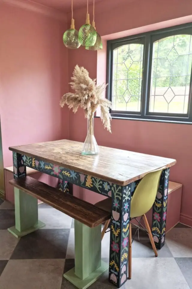 relooking salle à manger exemple table peinture pied motif floral relooking salle à manger exemple table peinture pied motif floral