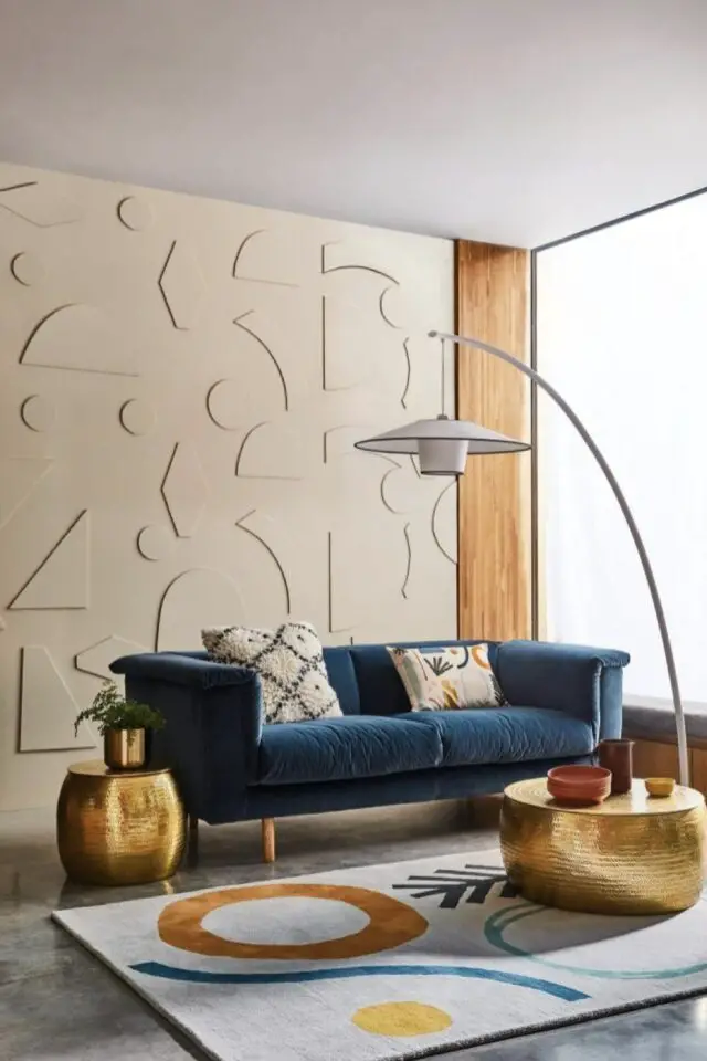 déco et aménagement du salon erreurs à éviter mur accent place du canapé matériaux 