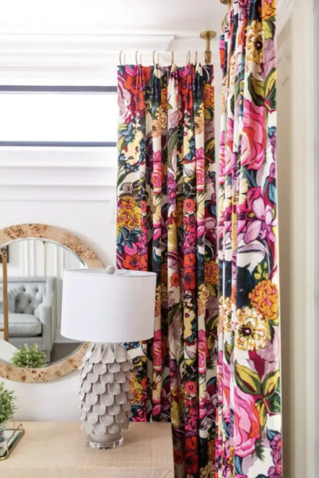 décoration intérieure fleur rideau motif floral 