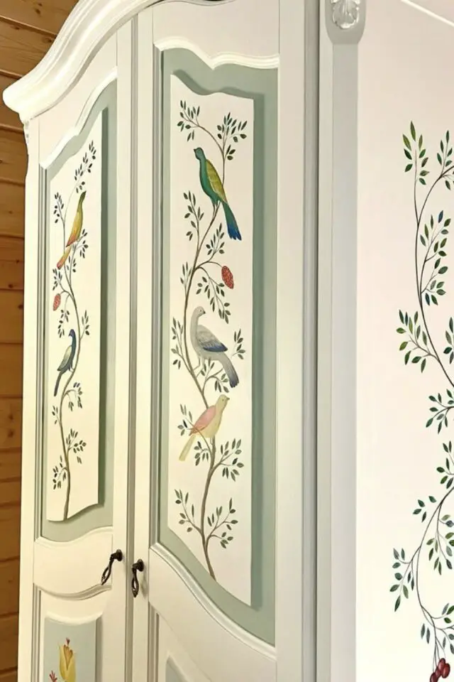 relooking armoire enfant idée à copier pochoir plante et oiseaux pas besoin de savoir dessiner relooking armoire enfant idée à copier pochoir plante et oiseaux pas besoin de savoir dessiner