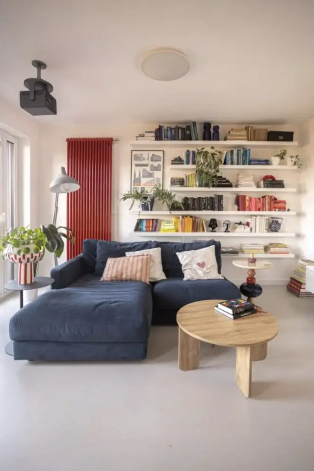 Revêtement de sol salon effet peinture lisse gris 