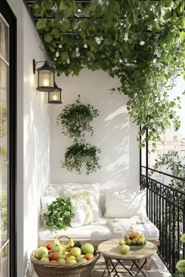 plante grimpante effet plafond végétal exemple balcon moderne extérieur