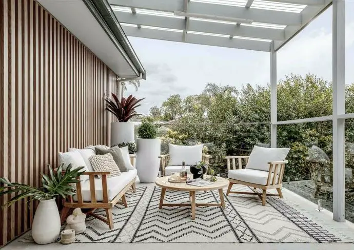 15 idées déco et aménagement pour un balcon moderne extérieur