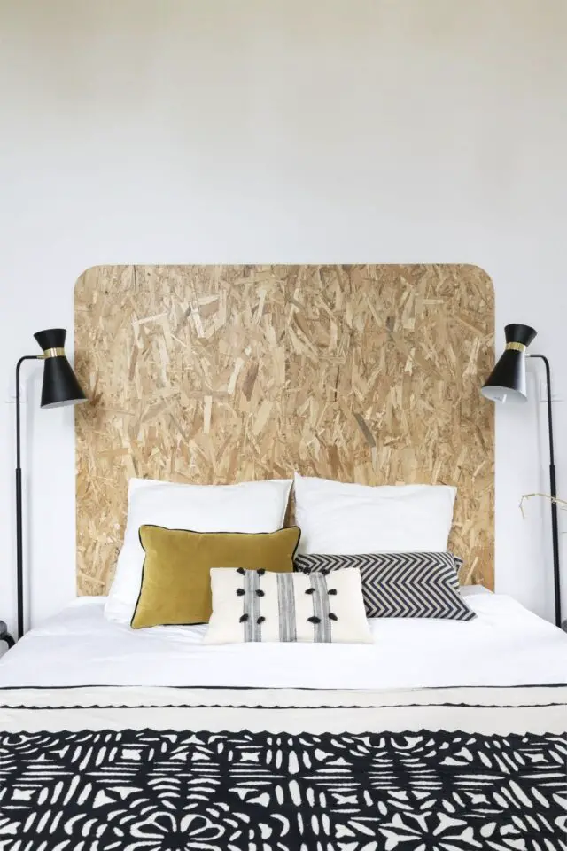 décoration mur chambre OSB tête de lit habillage moderne idée pas cher 