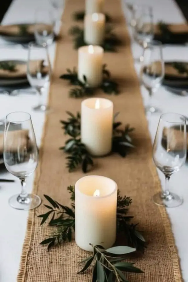 cierge bougie blanche chemin de table communion baptême mariage idée facile à copier cierge bougie blanche chemin de table communion baptême mariage idée facile à copier