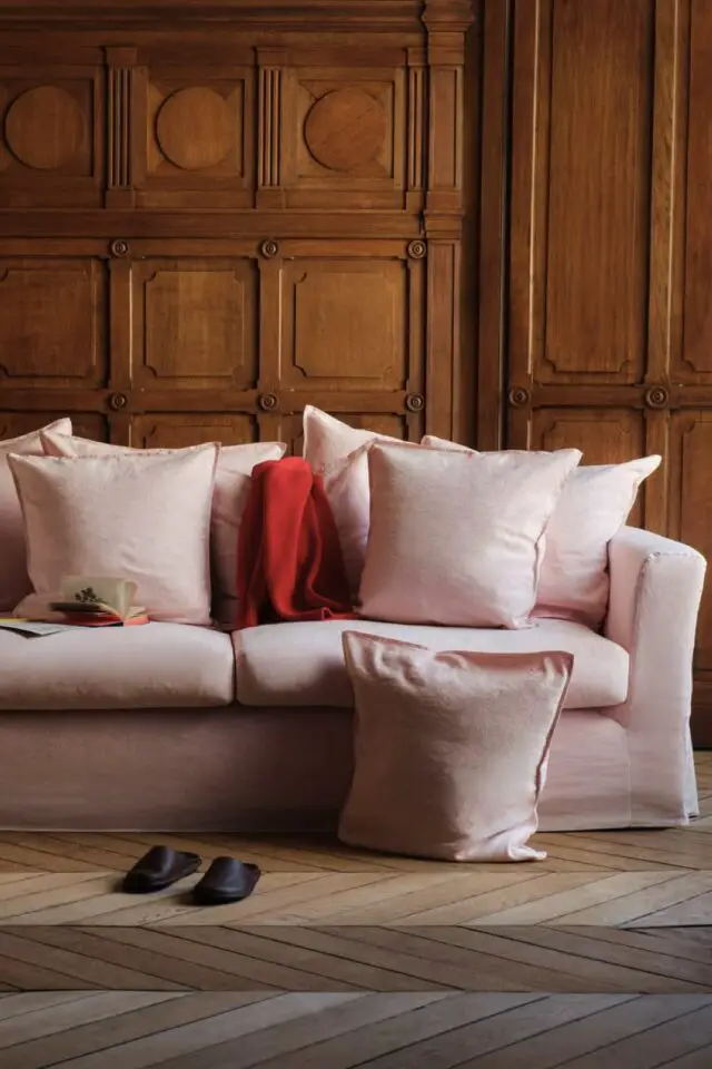 créer une ambiance plus slow dans le salon housse de canapé 