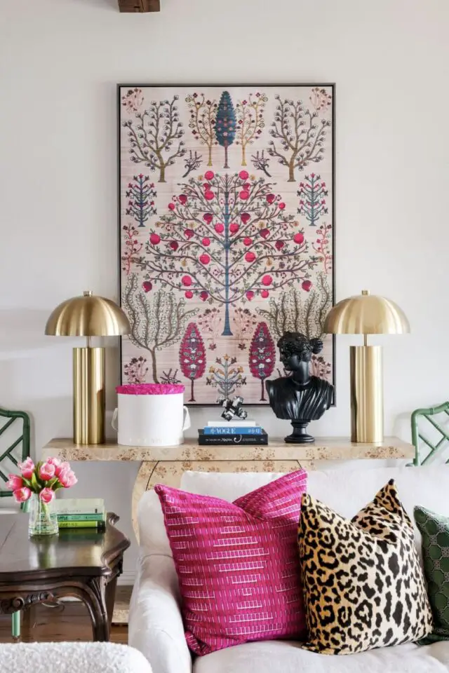 décor de salon féminin et élégant touche de rose et de laiton style modern glam décor de salon féminin et élégant touche de rose et de laiton style modern glam