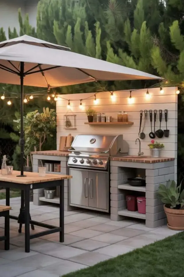 Espace cuisine extérieur sur la terrasse aménagement simple et pas cher entretien du barbecue création d'un espace agréable et convivial pour l'été Espace cuisine extérieur sur la terrasse aménagement simple et pas cher entretien du barbecue création d'un espace agréable et convivial pour l'été