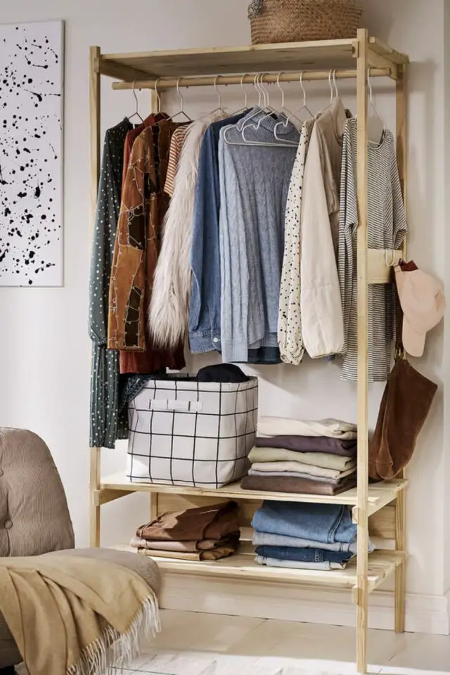 Aménager petite chambre 7m2 IKEA pas cher armoire penderie vestiaire ouvert en bois clair 