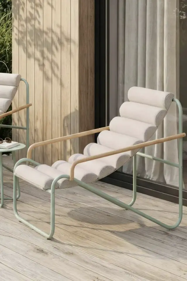 Petit salon de jardin design pour le patio ou le balcon fauteuils avec table 2 places Métal Vert menthe Petit salon de jardin design pour le patio ou le balcon fauteuils avec table 2 places Métal Vert menthe