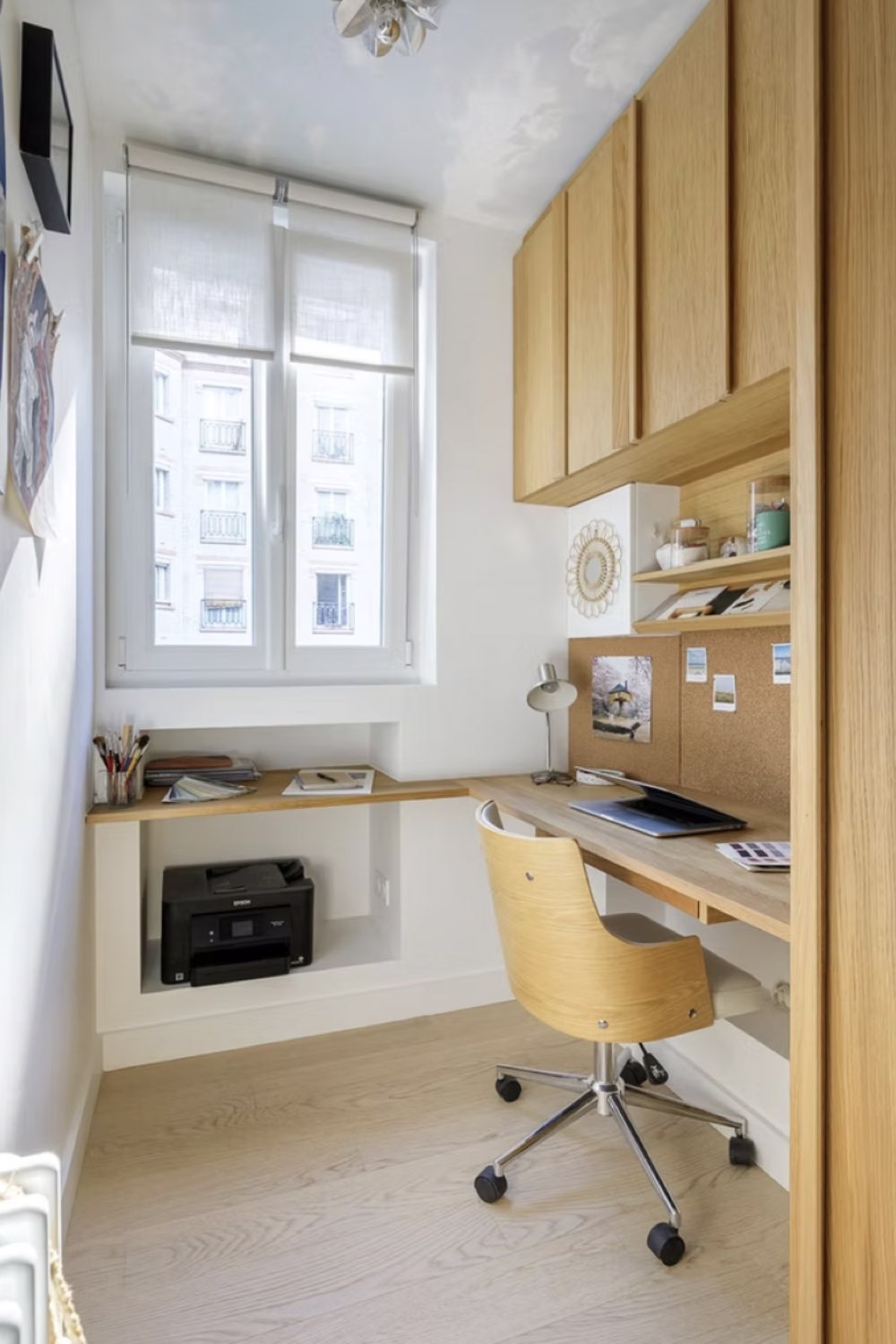 appartement 35m2 pensé par un architecte d'intérieur avec bureau séparé et fermé meuble en bois niche sous la fenêtre pour poser l'imprimante appartement 35m2 pensé par un architecte d'intérieur avec bureau séparé et fermé meuble en bois niche sous la fenêtre pour poser l'imprimante