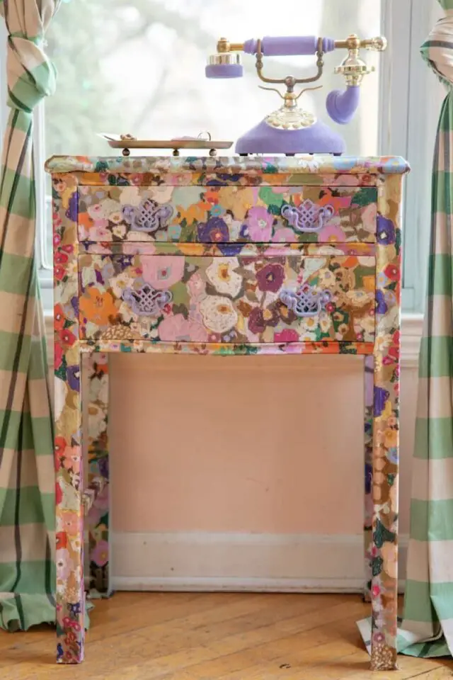 bricolage chambre à coucher customiser table de chevet décopatch peinture poignée 