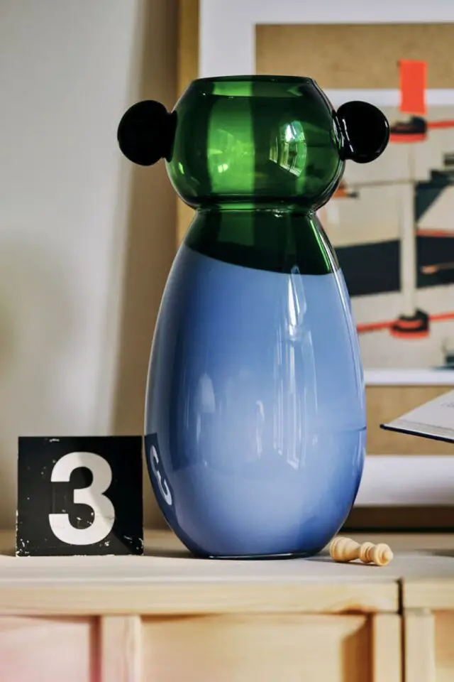 idée décoration style dopamine accessoire objet Vase en verre bleu et vert IKEA PS 2026 idée décoration style dopamine accessoire objet Vase en verre bleu et vert IKEA PS 2026