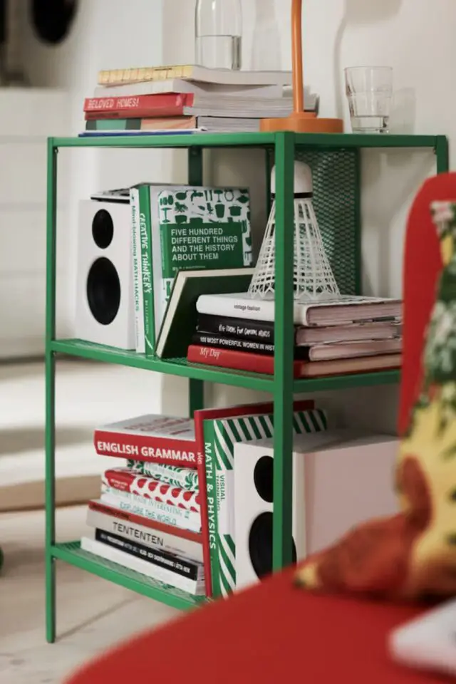 intérieur style dopamine décor IKEA Etagère vert vif BAGGEBO intérieur style dopamine décor IKEA Etagère vert vif BAGGEBO