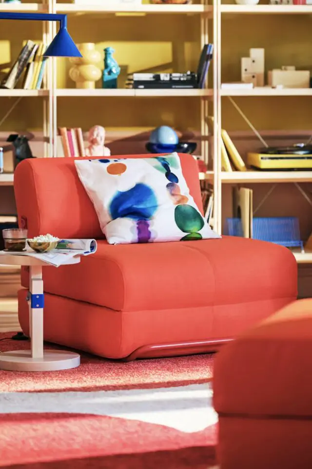salon séjour coloré et tendance dopamine décor Chauffeuse convertible orange vif IKEA salon séjour coloré et tendance dopamine décor Chauffeuse convertible orange vif IKEA