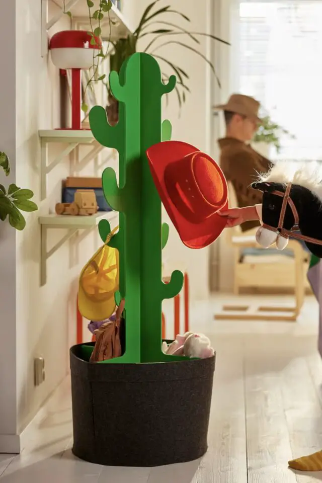 Idée déco ludique et colorée Porte-manteau cactus IKEA pas cher Idée déco ludique et colorée Porte-manteau cactus IKEA pas cher