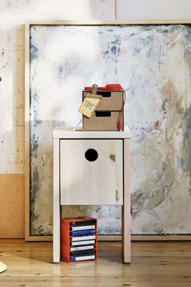 Table de chevet, pin avec porte rabattable nouveauté IKEA chambre à coucher Table de chevet, pin avec porte rabattable nouveauté IKEA chambre à coucher