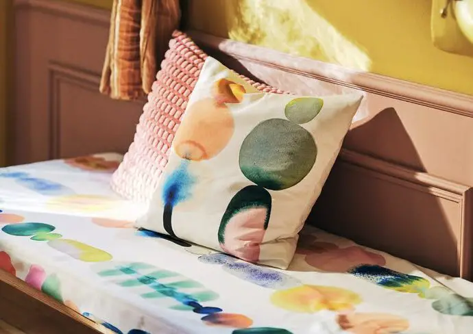 style dopamine décor intérieur coloré accessoire déco mobilier IKEA nouveautés 2026