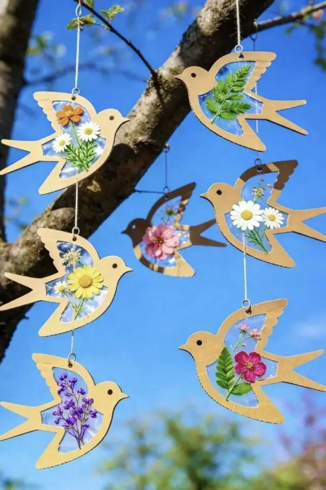 mobile oiseau original fleur et formes en MDF à suspendre décoration chambre enfant à faire soi-même mobile oiseau original fleur et formes en MDF à suspendre décoration chambre enfant à faire soi-même