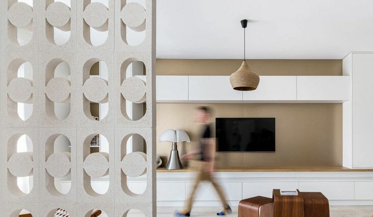 claustra béton intérieur cloison salon motif moderne soleil stylisé contemporain