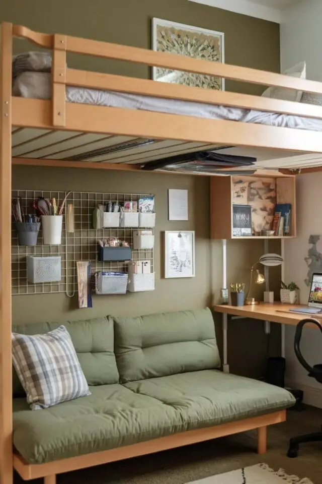 chambre d'ado garçon petite pièce mur peint en vert sauge lit mezzanine bois canapé moodboard mural et bureau idée facile à copier chambre d'ado garçon petite pièce mur peint en vert sauge lit mezzanine bois canapé moodboard mural et bureau idée facile à copier