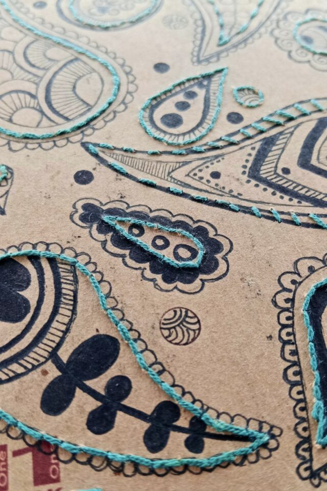 couverture de carnet brodée avec dessin détail journal de voyage couverture de carnet brodée avec dessin détail journal de voyage