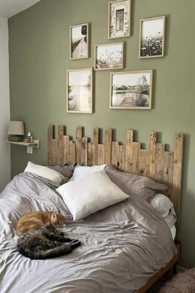 tête de lit lattes en bois de palette décoration chambre adulte style nature moderne tête de lit lattes en bois de palette décoration chambre adulte style nature moderne
